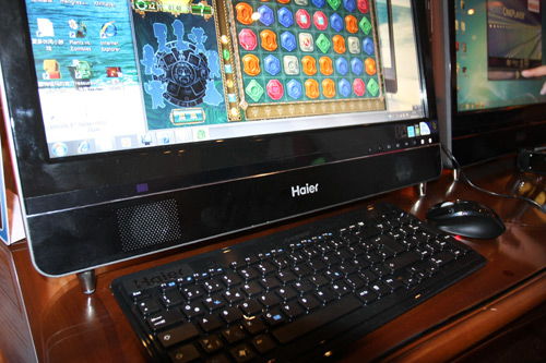 海爾發四核3D電視觸摸一體電腦 科技融合，開啟智能娛樂新體驗